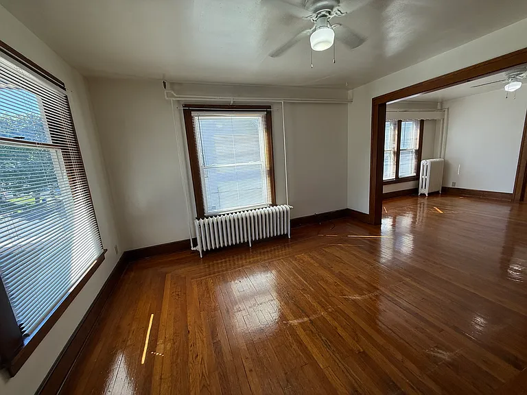 308 Roosevelt Ave #2S — Photo 7