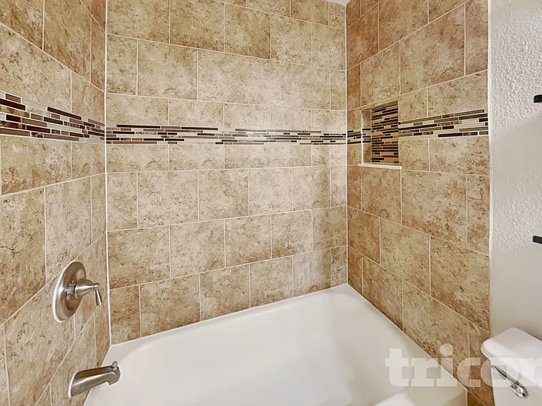 9622 Discovery Dr — Photo 15