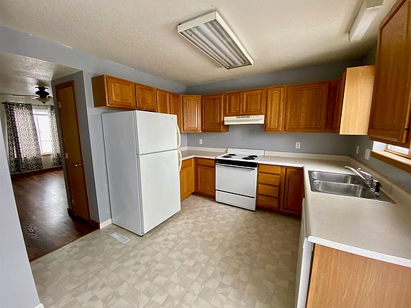4th image of 2912-20 Lakeview Dr