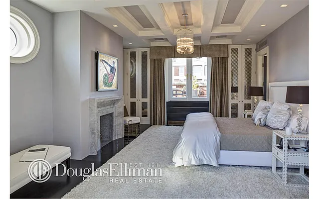 Sold by Douglas Elliman | media 7