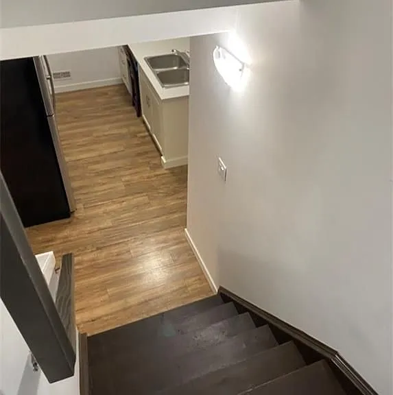44 Franklin St S — Photo 3