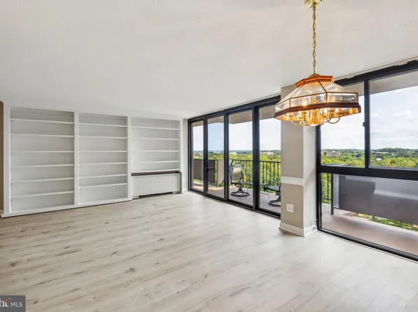 6100 Westchester Park Dr APT 1418, College Park, MD 20740