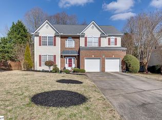 25 Shadowrock Ct, Simpsonville, SC 29681