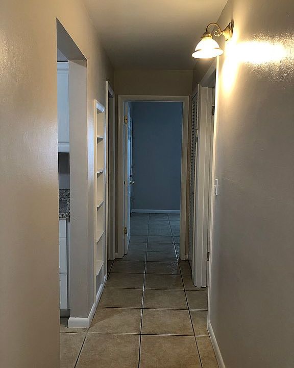 1st image of 1423 Ambassador Ave