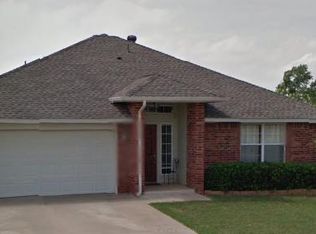 604 Shadowhill St, Norman, OK 73071