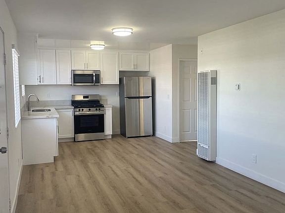 3rd image of 1225 W 166th St #204