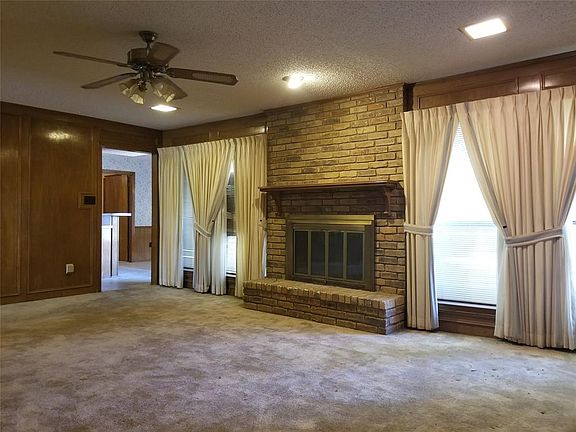 3rd image of 13103 Harkness Dr