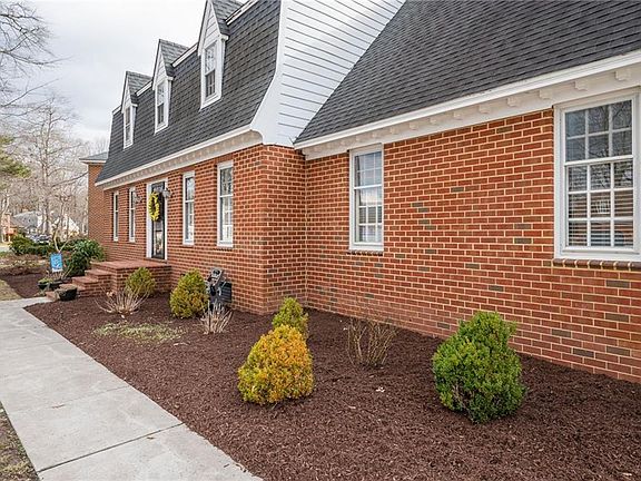 4th image of 517 Wickwood Dr