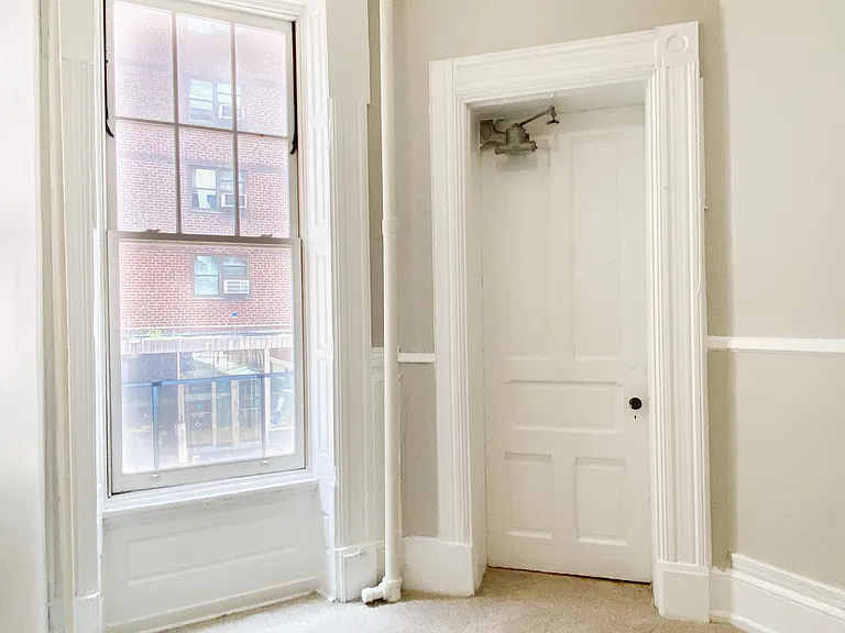 125 S 21st St #2R — Photo 7