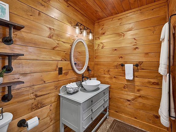 39th image of 751 Bear Knob Ln