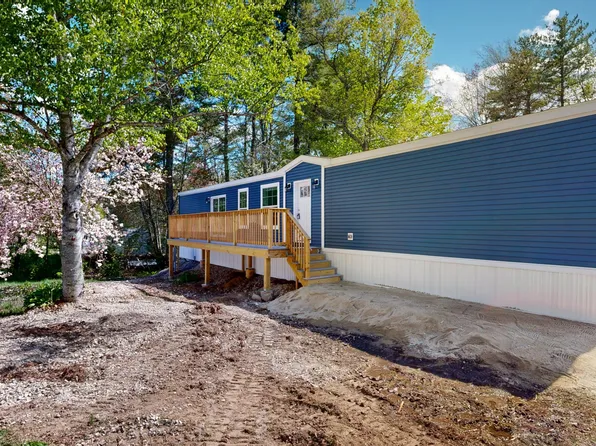 43 Marshwood Drive, Eliot, ME 03903