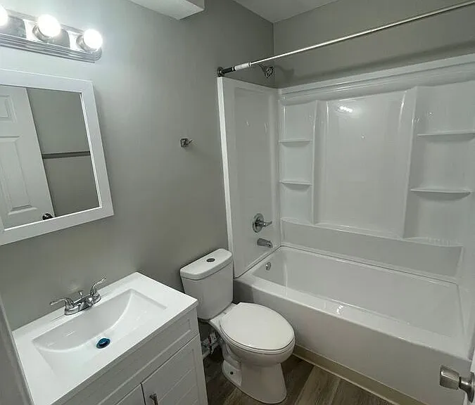 2069 Fontaine Rd #21 — Photo 13