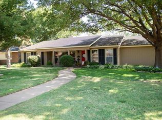 1100 Holliday St, Plainview, TX 79072