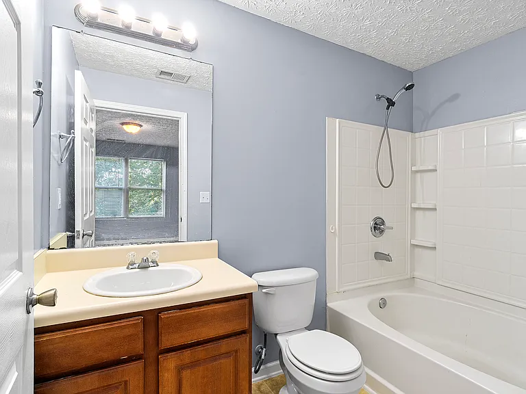 6303 Waldrop Pl — Photo 5