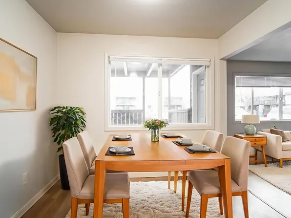 Willow Lake Apartments