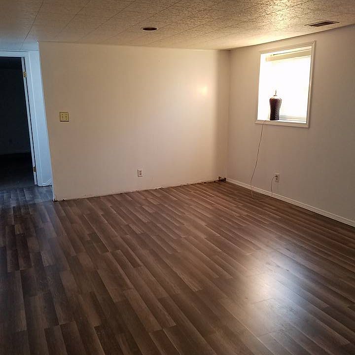 1st image of 1304 Mondale Dr