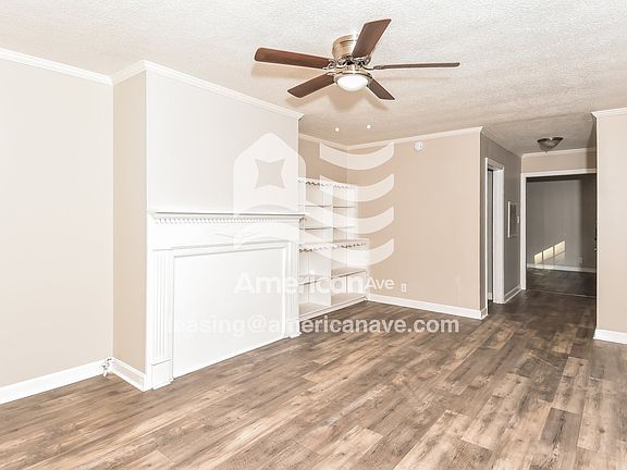 46138_003_wm_-_living_room_13304320.jpg