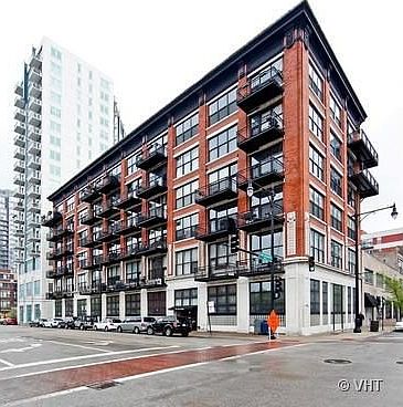 1st image of 1601 S Michigan Ave APT 103