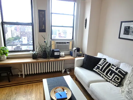 Rented by Margaret Bassett Real Estate | media 4