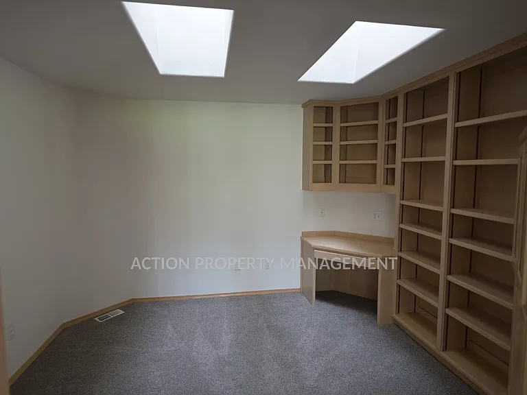 292 Foursome Dr — Photo 12