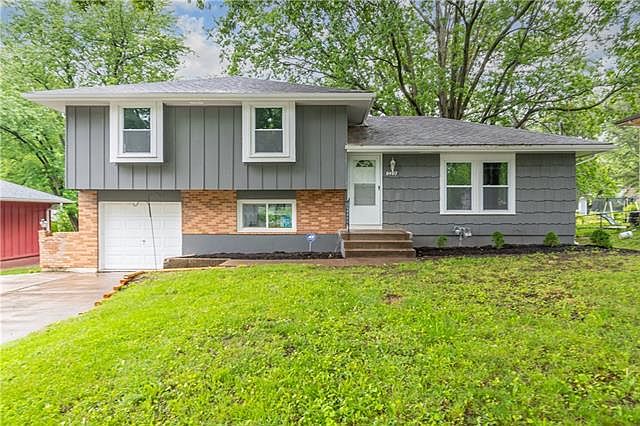 1st image of 8407 E 105th Ter