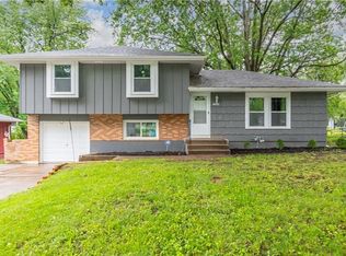 8407 E 105th Ter, Kansas City, MO 64134