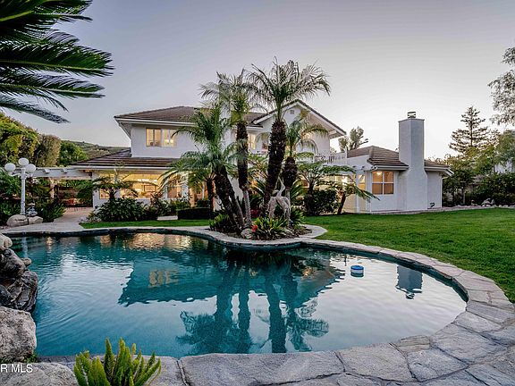 4th image of 637 Bluegrass St