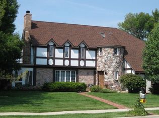 6826 54th Ave, Kenosha, WI 53142