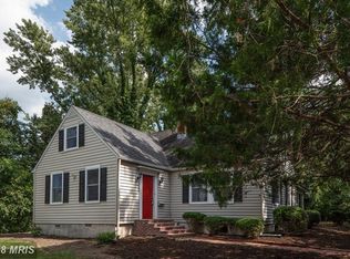 2 Fairfax Cir, Fredericksburg, VA 22405