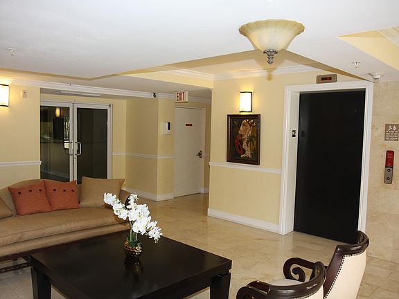 4th image of 101 Sidonia Ave APT 104