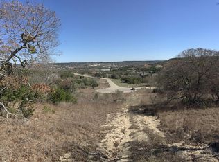 381 Beverlyhills Ln S, Kerrville, TX 78028