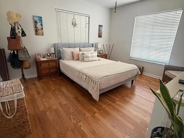 2210 NE 67th St #1221 — Photo 13
