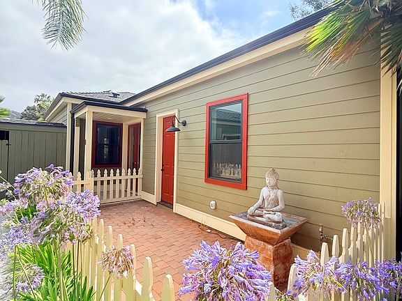 2nd image of 1514 Garden St #8