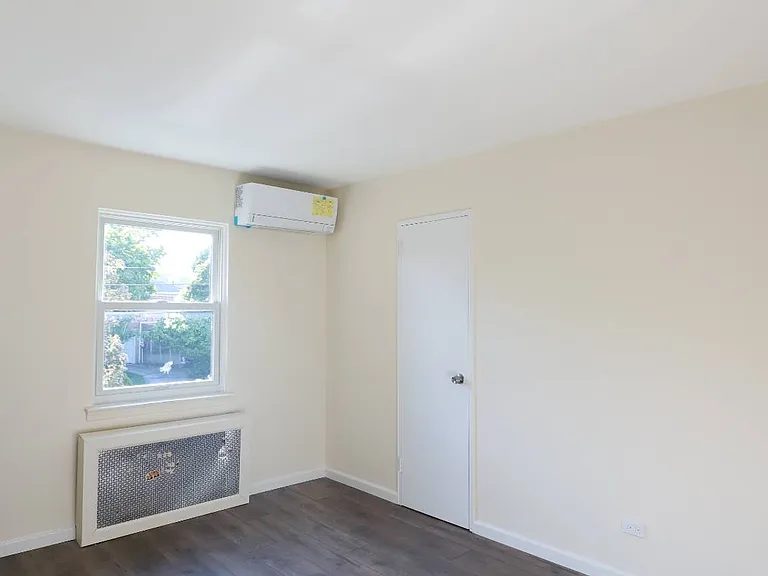 151-07 7th Ave #2 — Photo 5