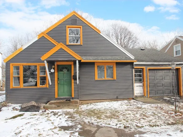 148 Wood Rd, Rochester, NY 14626