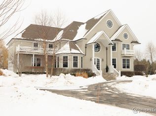 298 Joshua Dr, Hawthorn Woods, IL 60047