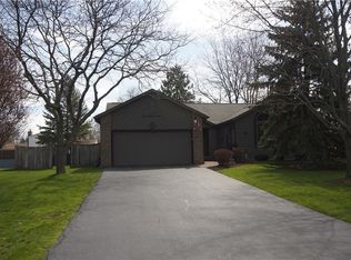 86 Emjay Ln, Rochester, NY 14612