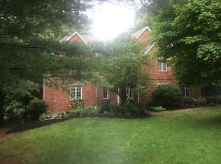 118 Northbrook Dr, Gibsonia, PA