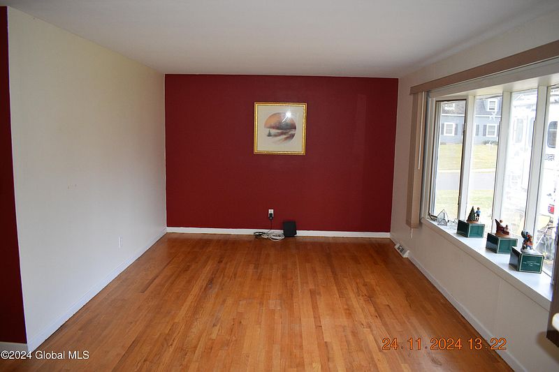 5th image of 5 Magdalen Road