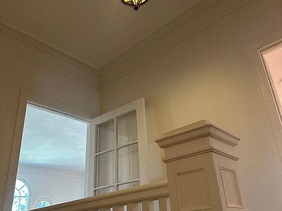 2nd image of 232 S Berendo St APT 2