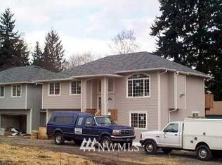 2021 106th Southwest St #B, Everett, WA 98204