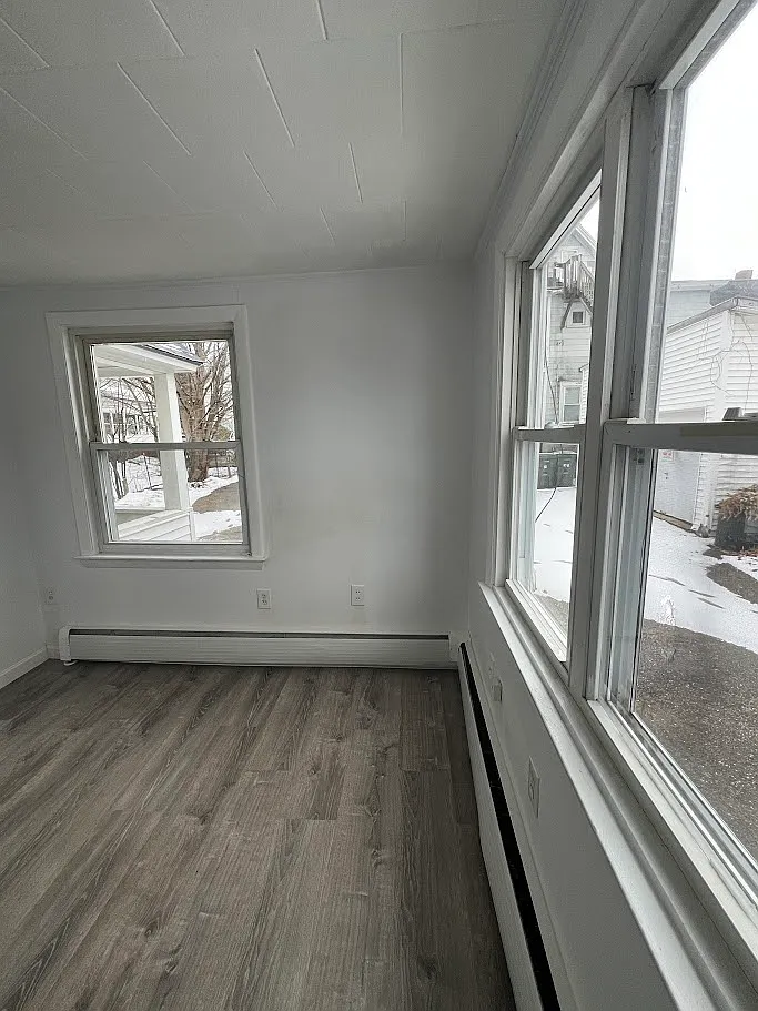 2 bed, 750 sqft, $1,900 — Photo 3