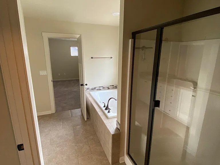 3715 NE Sitka Dr — Photo 26