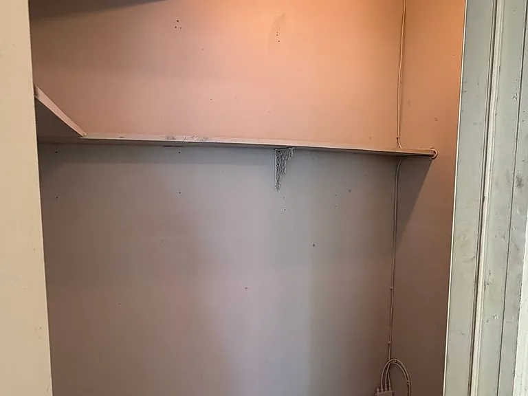 812 W Cedar Ct — Photo 8