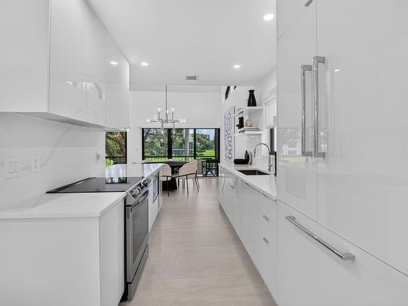 3rd image of 7710 Lakeside Boulevard #G106