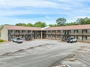 426 N Donahue Dr #7, Auburn, AL 36830