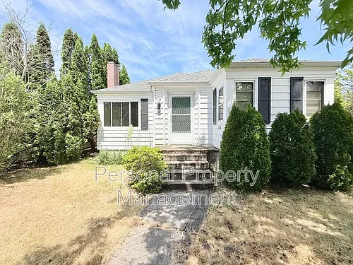 506 W 39th St Photo 1