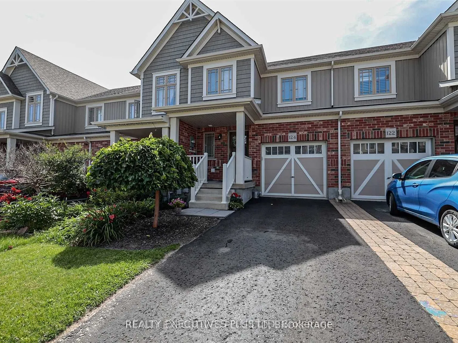 3 bed, $3,000 — Photo 2