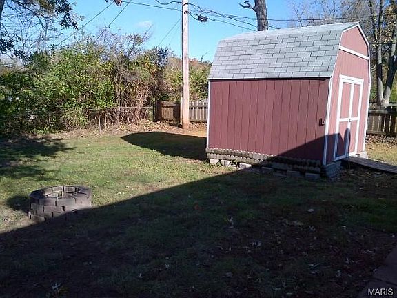 3rd image of 10821 Waycroff Dr