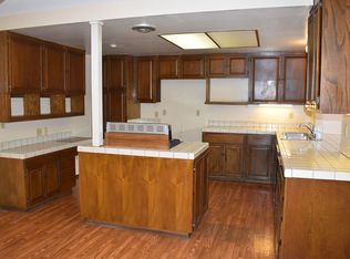 14532 Poway Mesa Dr, Poway, CA 92064